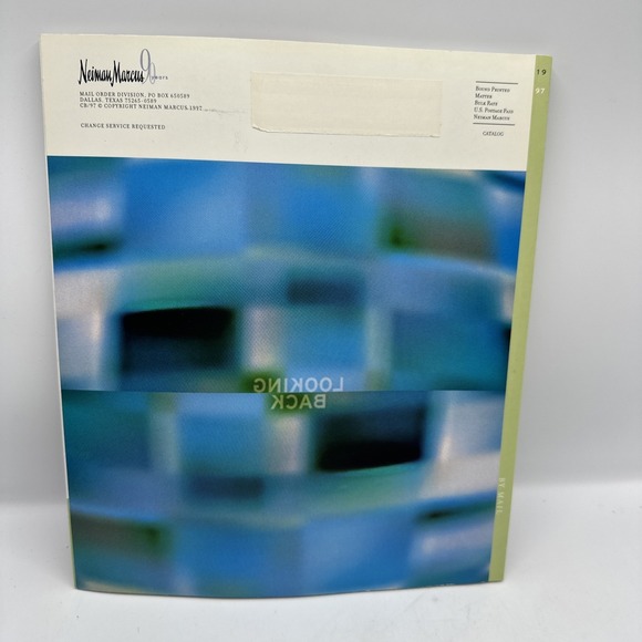 Neiman Marcus The Christmas Book 1997 Illustrated Paperback Catalog - Picture 3 of 10